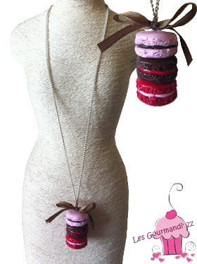Sautoir 3 macarons à la suite