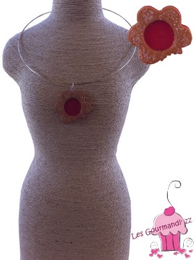 Collier sablé à la framboise